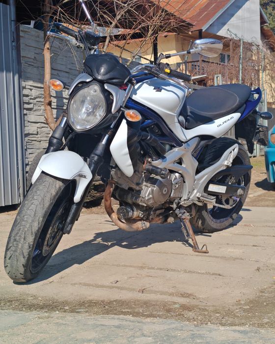 SUZUKI SFV 650 Gladius ABS