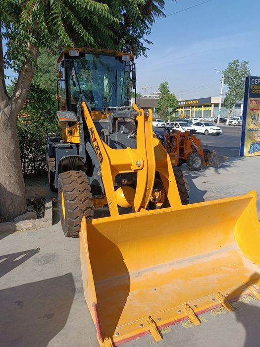 фронтальный погрузчик frontalni pagruzchik 13000