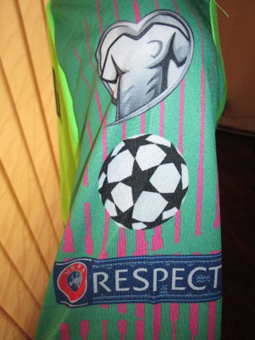 РЕТРО детски екип ПСЖ Буфон 116 размер /Атл.М. Гризман 176 размер 2019