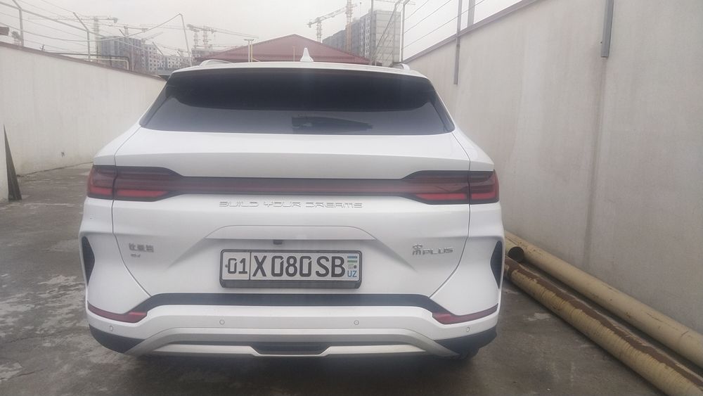 BYD Chempion srochna sotiladi