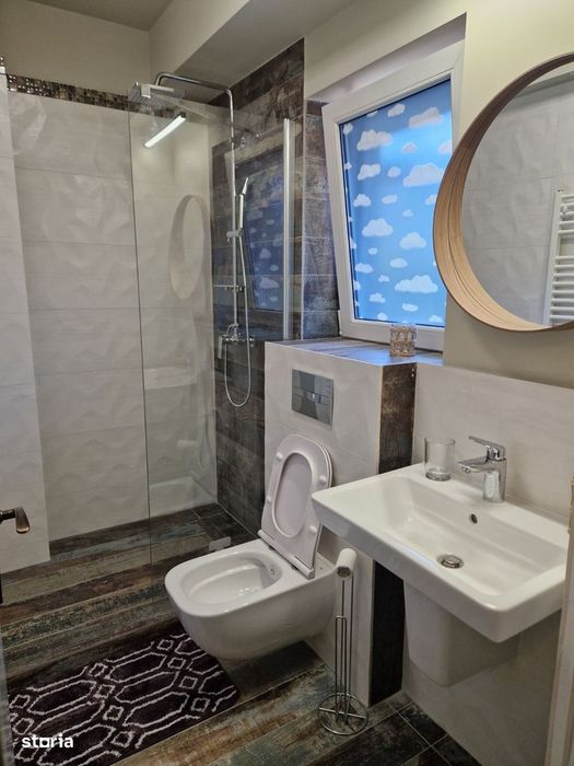 De inchiriat: vila 4 camere renovata | Complex Azur Pipera | Gradina