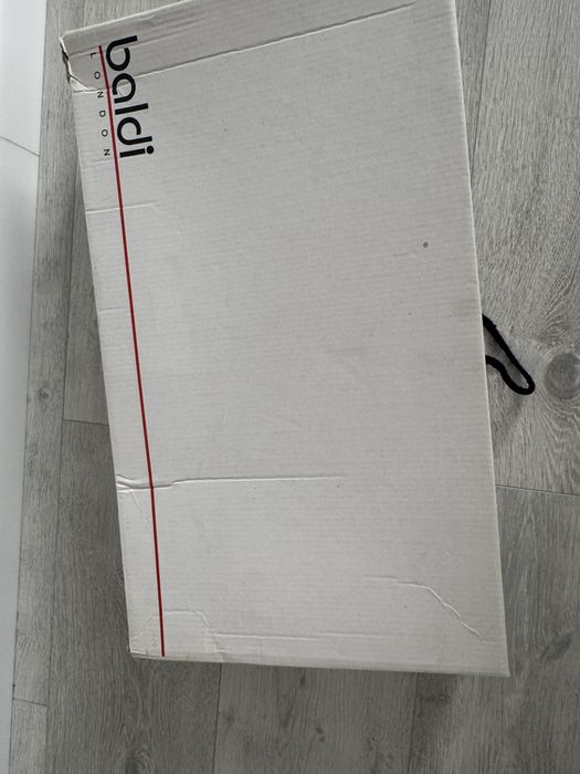 Продам кожанные сапоги