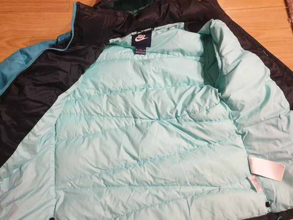 Оригинално зимно яке Nike с гъши пух