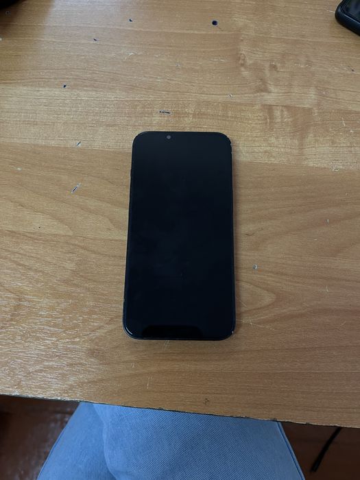 Айфон 14 в идиальном состаянии