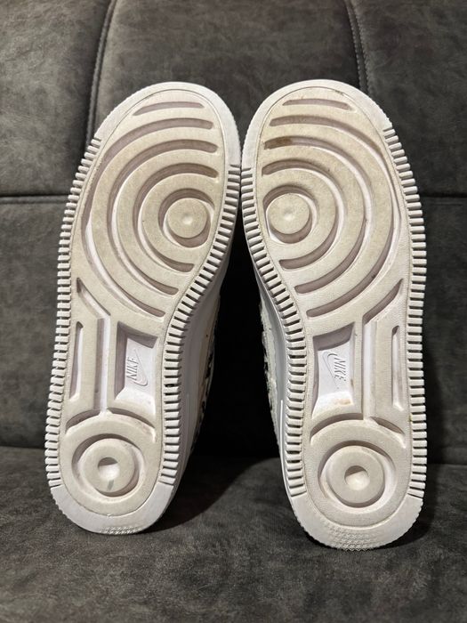 Nike Air Force 1 Sage Low White Team Gold.