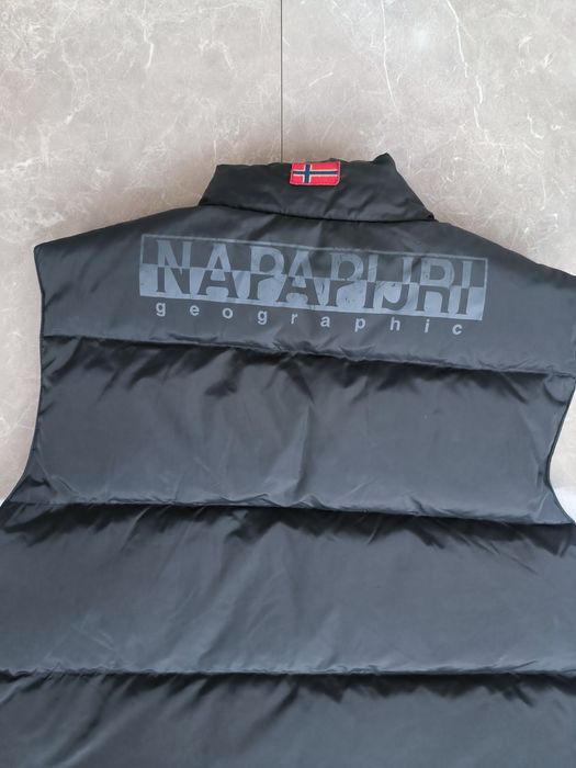 Napapijri Пухен Елек L размер