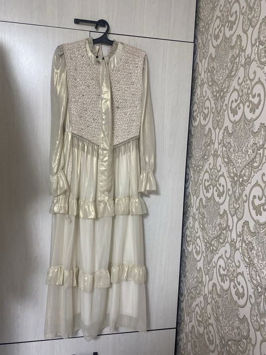 Продам платье на сырга салу