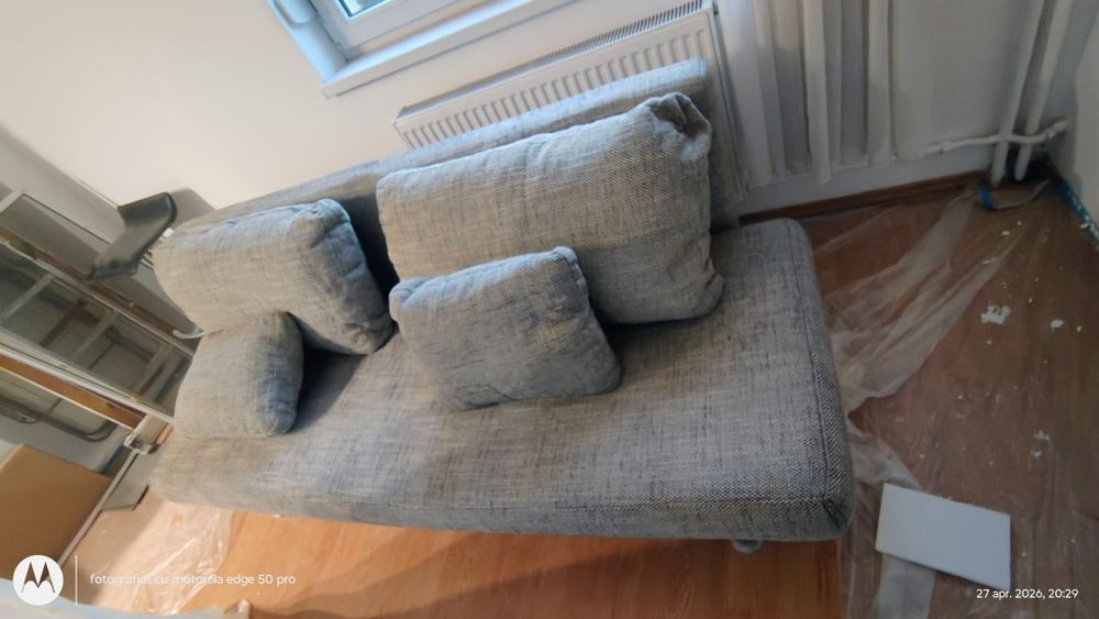 Vând canapea extensibila