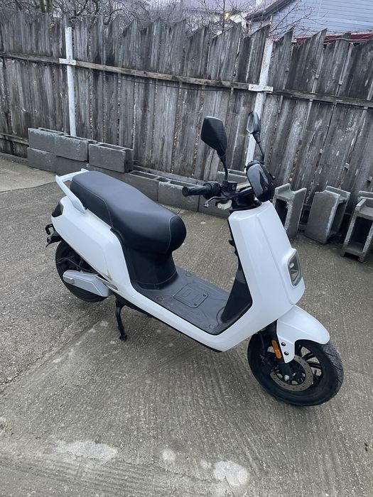 Moped L1e Scuter Electric