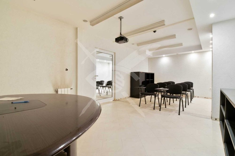 Дава се под наем Офис в София, Иван Вазов - 270 кв.м за 697232.73 € - Снимка #9