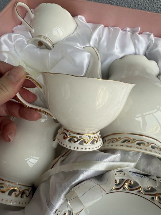 Чайный сервиз очень красивый