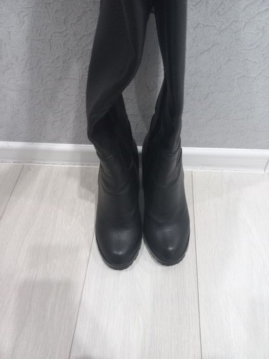 Продам осенние сапоги