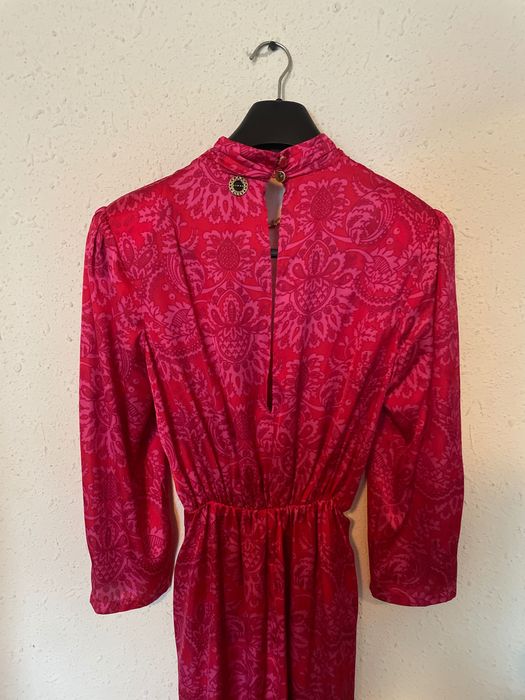 Страхотна цикламена рокля Lynne – Размер 42 – Като нова!