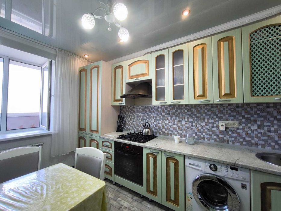 Срочно продам 2 ком в р-не Болашак