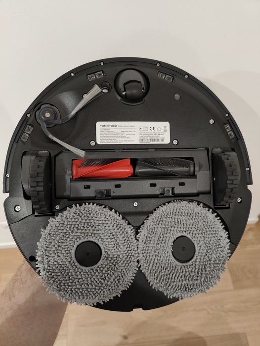 Roborock Qrevo 5AE B, aspirator si mop cu statie de golire automata
