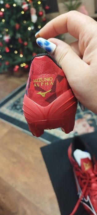 Mizuno - чисто нови!