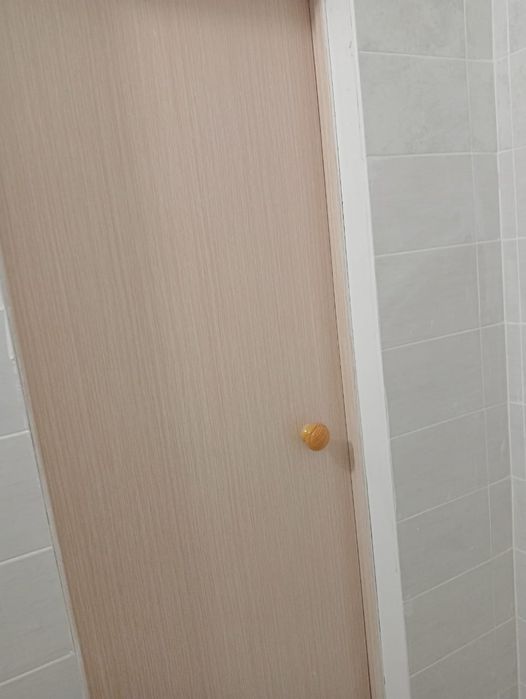 Продам межкомнатные двери