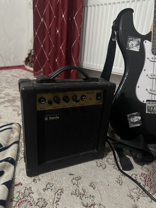 Продается электрогитара terris, stratocaster