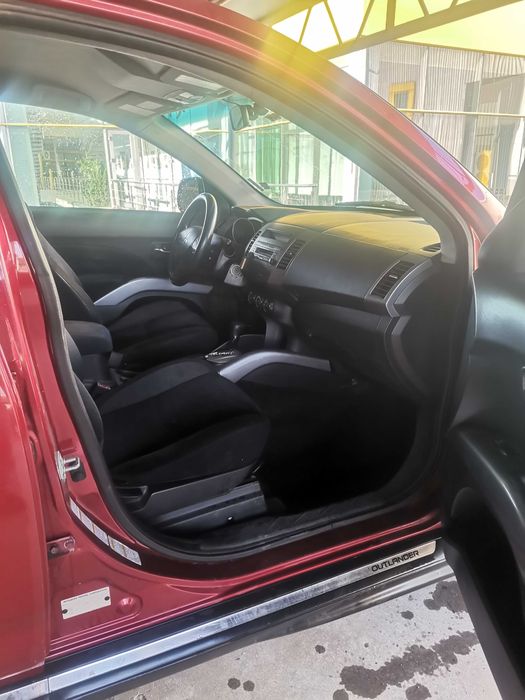 Mitsubishi Outlander 2.4 БЕНЗИН