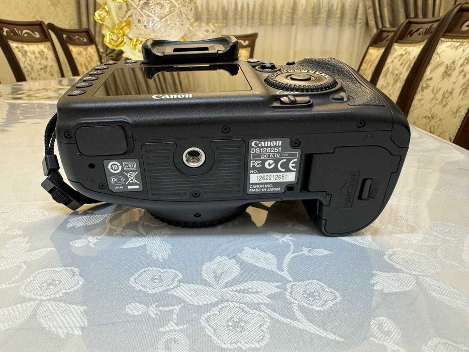 Продается фотоаппарат Canon 7D