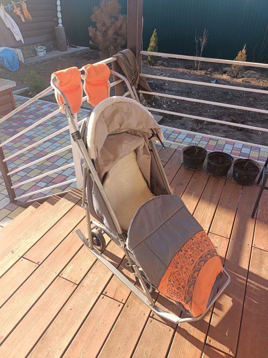 Продам санки - коляска