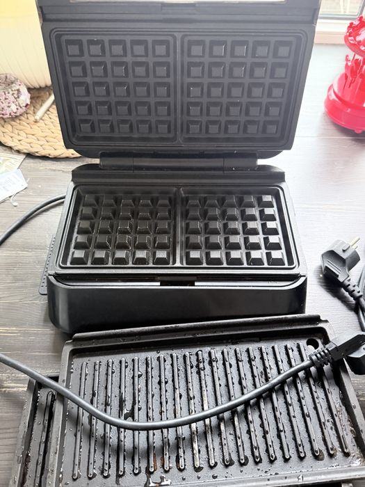 Мульти гриль вафельница Delonghi