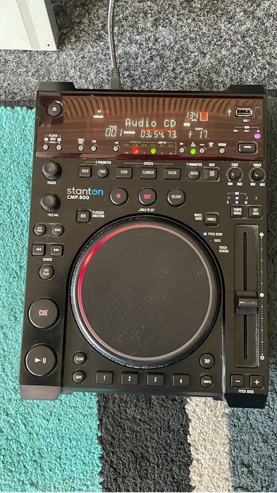Consola pentru DJ cd player stanton cmp 800 mixer si cutie dedicata pentru transport