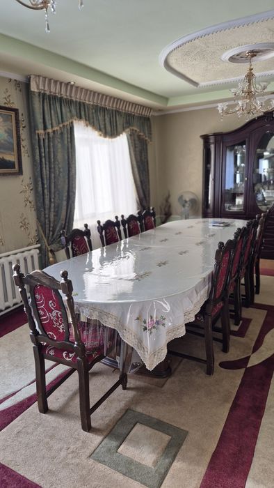 Залға арналған сервант, комод, стол, орындықтар