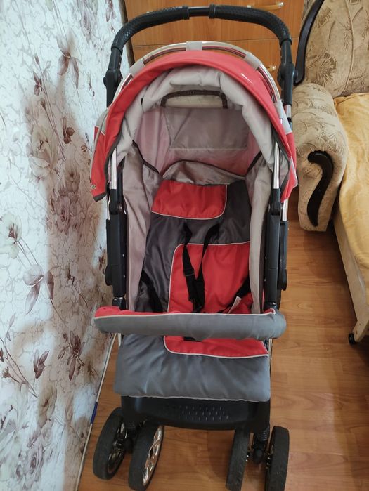 Продам детскую коляску
