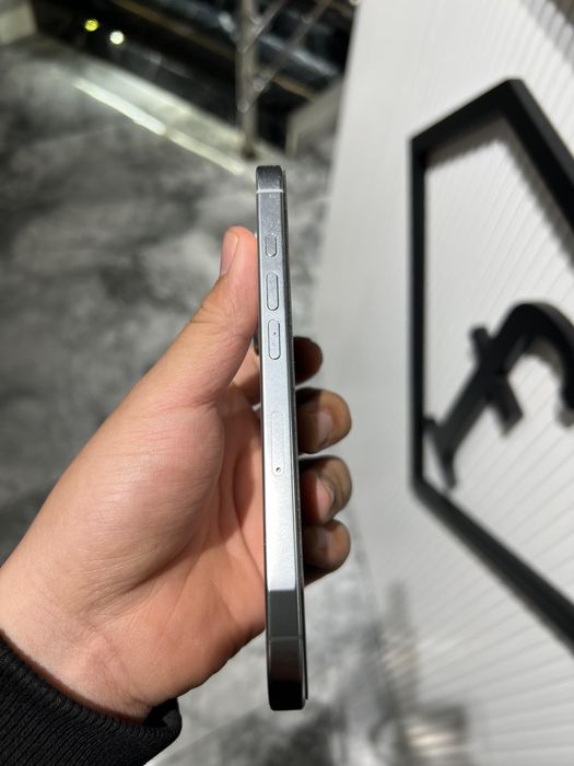 Iphone 16 pro 128gb 89%