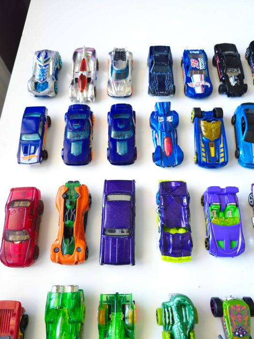 Lot 58 Hot Wheels EXCLUSIV – Modele din Multipack și 5-Pack