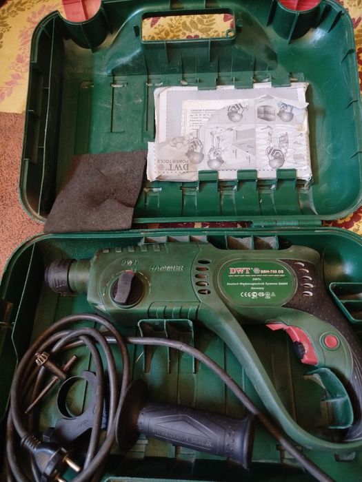 Продам перфоратор Д WT