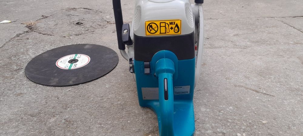 Makita de taiat beton,fier etc