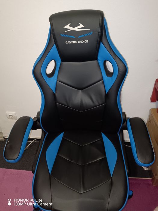 Vând scaun gamig gamers' choice pt copii