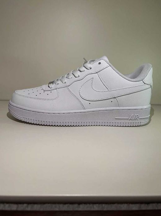 *ULTIMELE STOCURI* Adidasi Air Force 1 - triple white