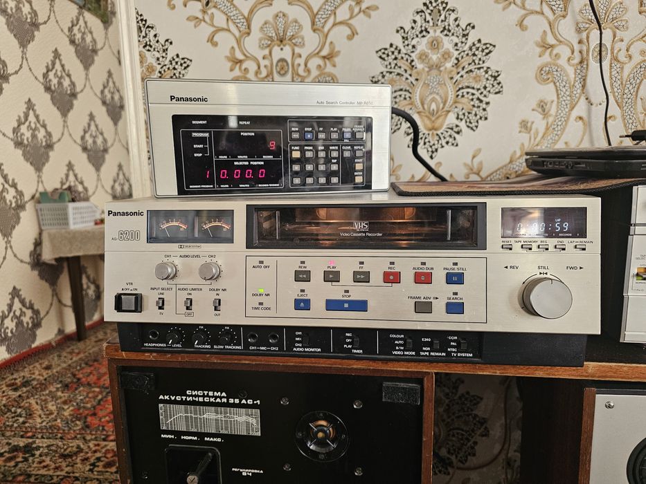Видио магнитафон паносоник сотилади.