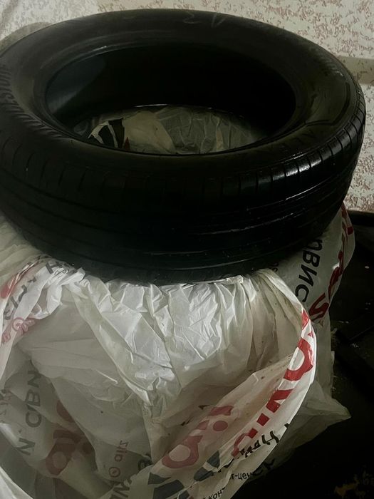 Автошины Bridgestone Alenza  225/60 R18