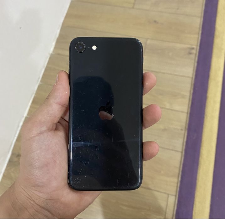 Iphone SE 2020 сатылады