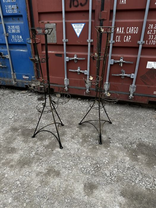 Продам стойки для цветов