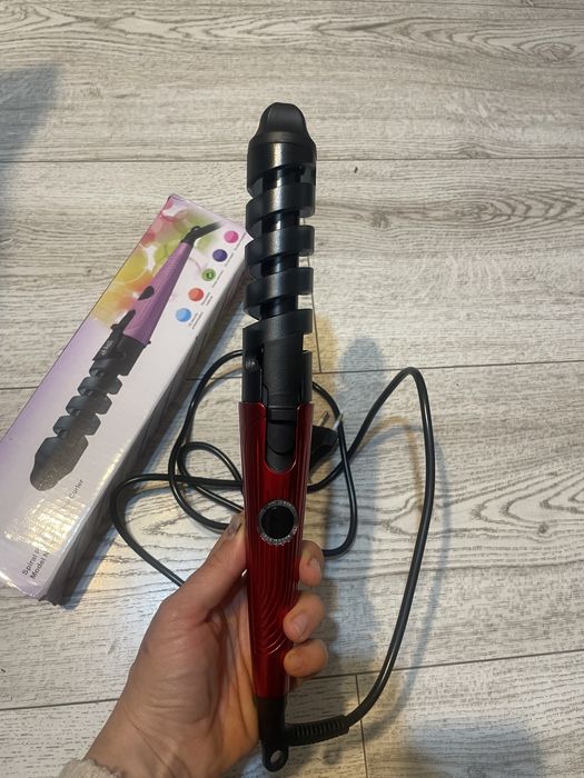 Маша за къдрене на коса