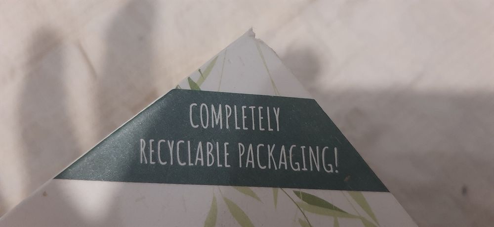 Намален Чисто Нов почистващ комплект за лице и тяло за баня 4 части