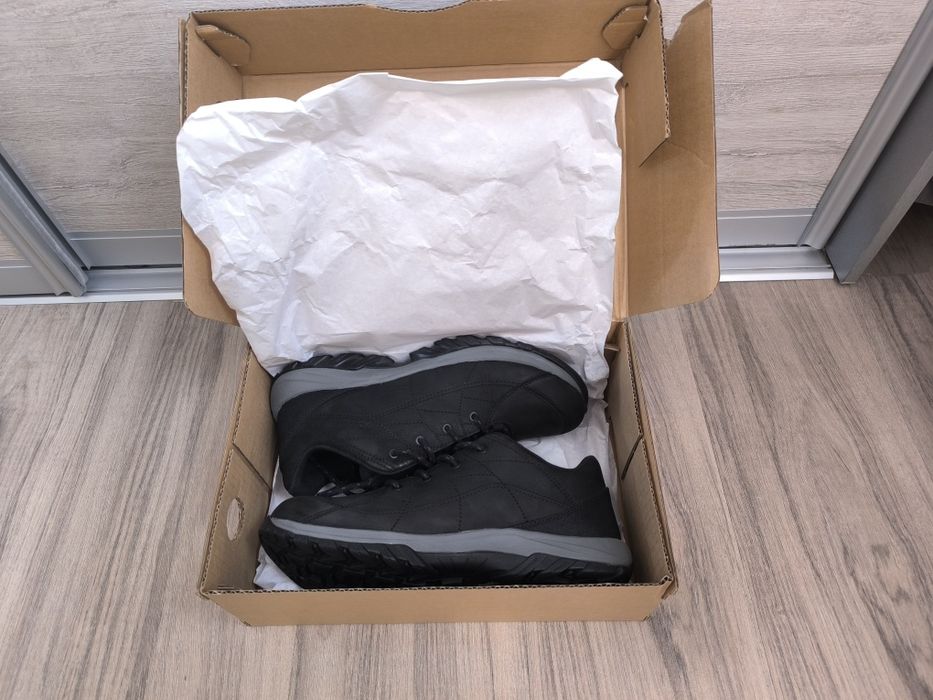 Продам полуботинки Columbia