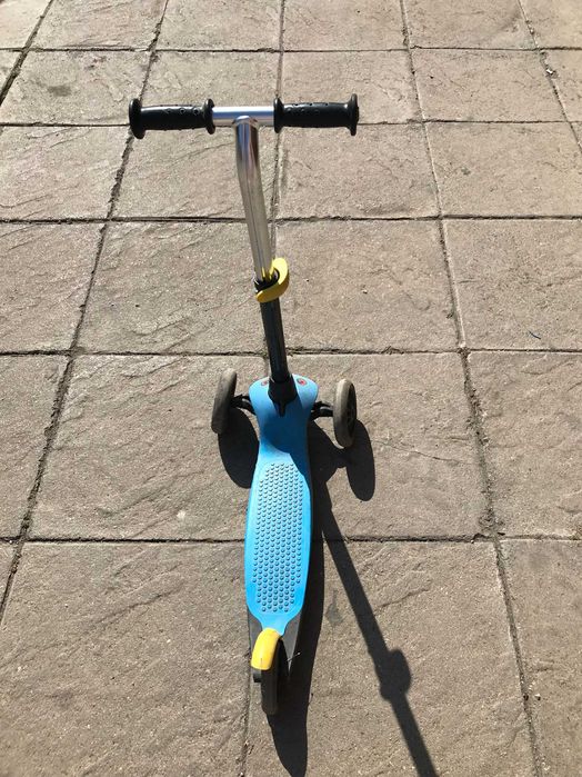 Детска триколка за каране от декатлон