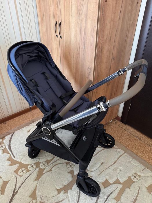 Детская прогулочная коляска Kidilo