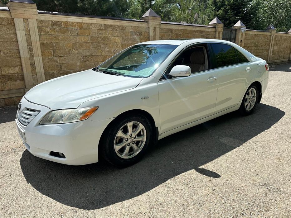 Продам тайота камри 40