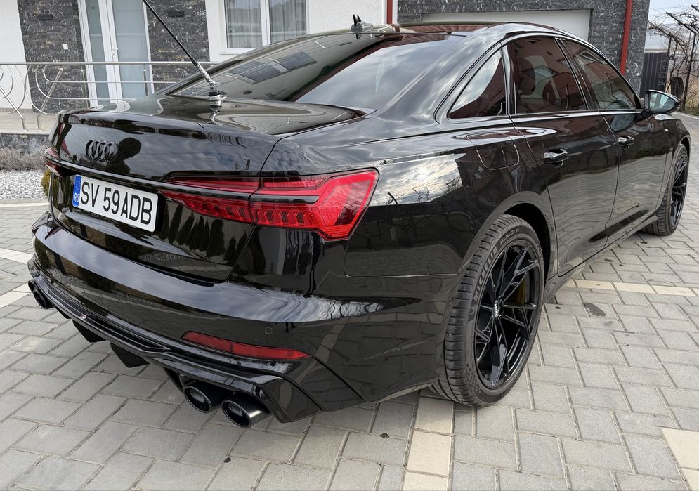 Audi A6 C8 S-line exterior 2.0 Mild Hybrid Virtual Cockpit