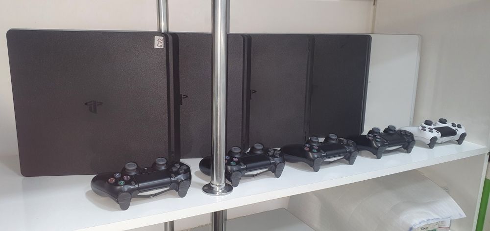 Ps4 slim playstation korreyadan kelgan sony pristavka tayyor biznes