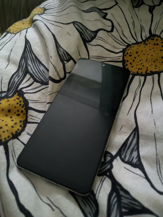 Xiaomi 13 pro 12/512 CN