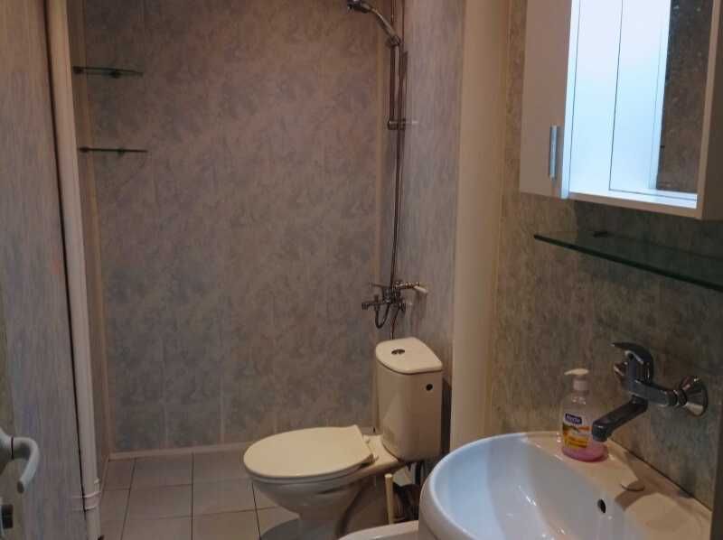 Дава се под наем Тристаен апартамент в София, Мусагеница - 80 кв.м за 561 € - Снимка #1