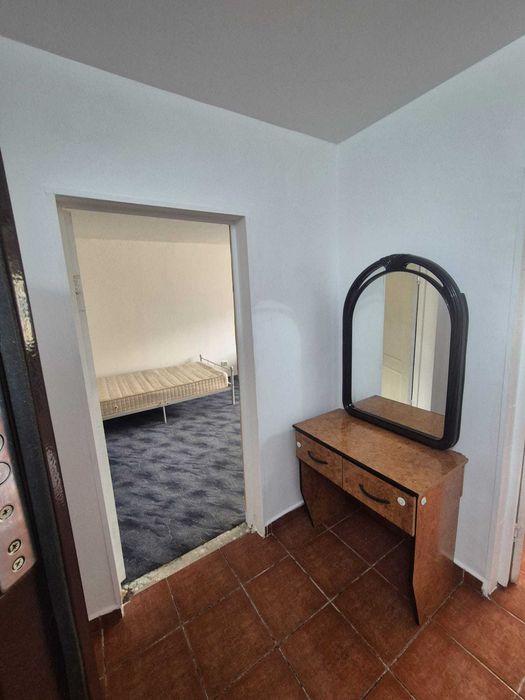 Apartament 60mp 2camere etaj 3/4 centrala proprie M. Bravu Teleajen